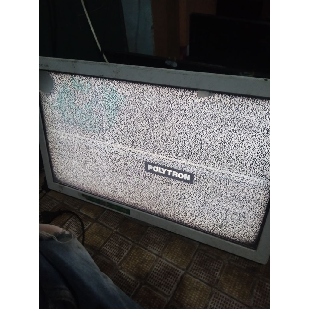 tv led polytron minus