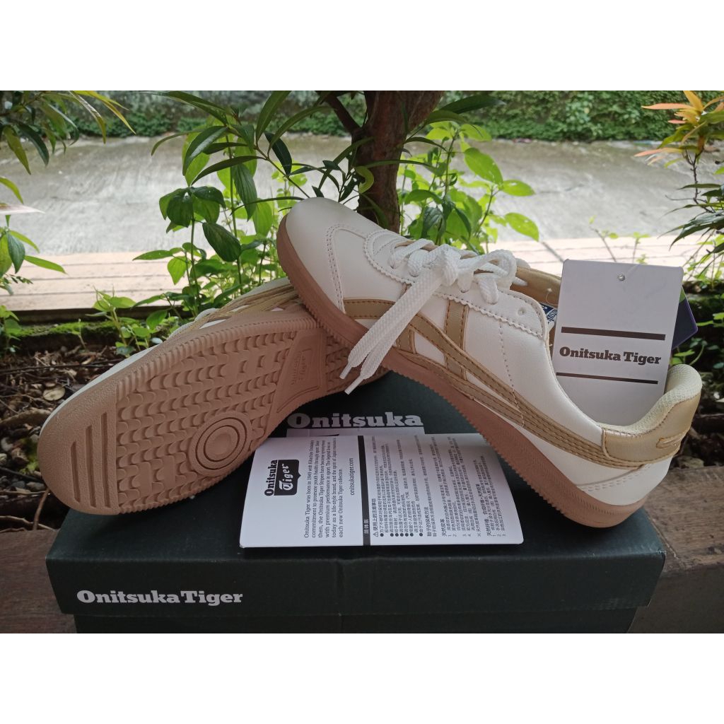 OnitsukaTigerTokuten/GoldAstana
