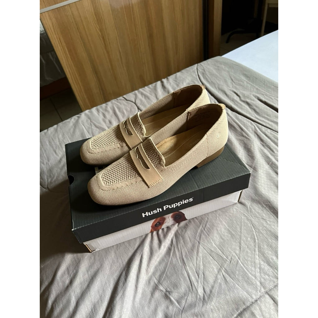 flat shoes hush puppies