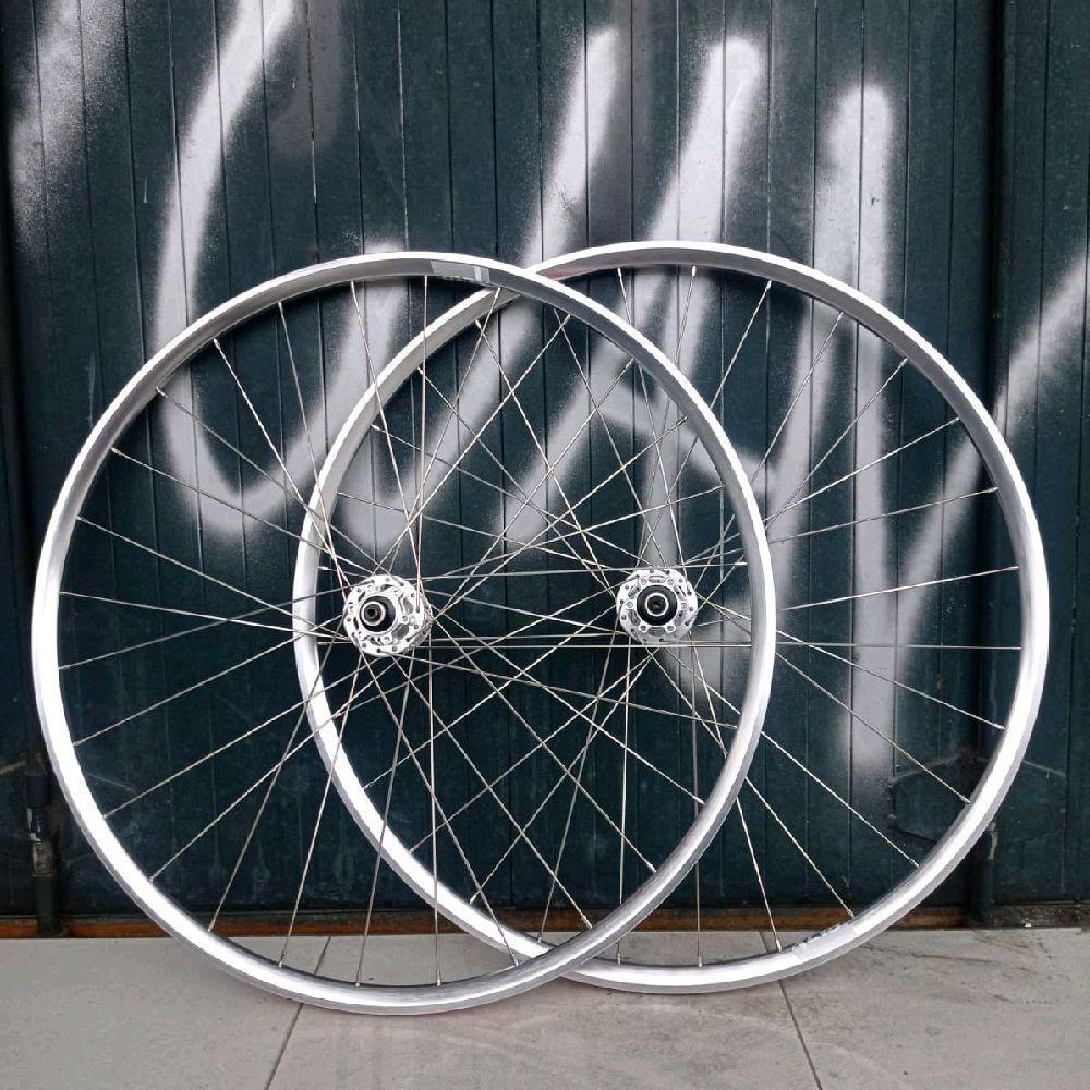 WHEELSET XLR8 700C DISCBRAKE SILVER QR TA SILVER