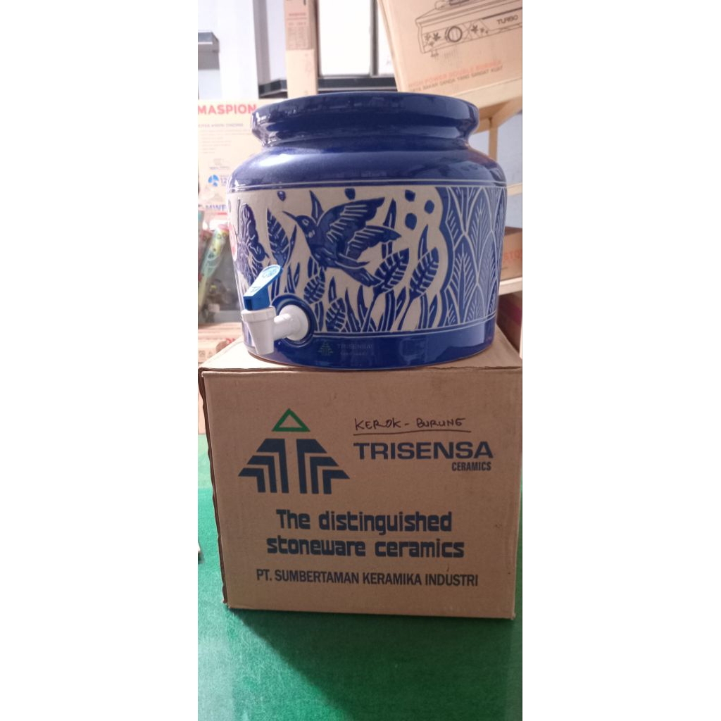 Khusus Pengiriman Instant Kota Kediri Guci keramik Air Galon merk Trisensa Kerok burung