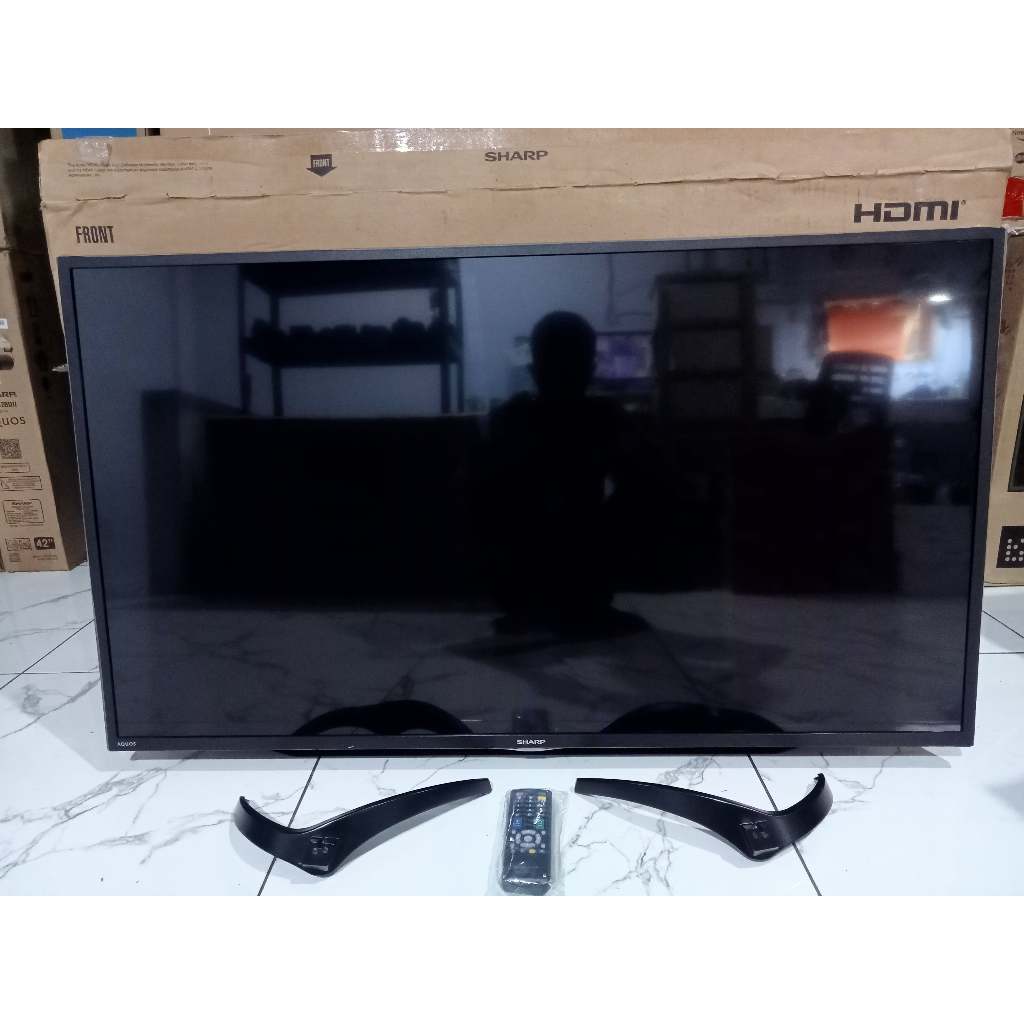 TV LED Sharp 42 inci FHD Digital TV Sudah gak pakai STB Kondisi bekas Pemakaian masih segel 3064F