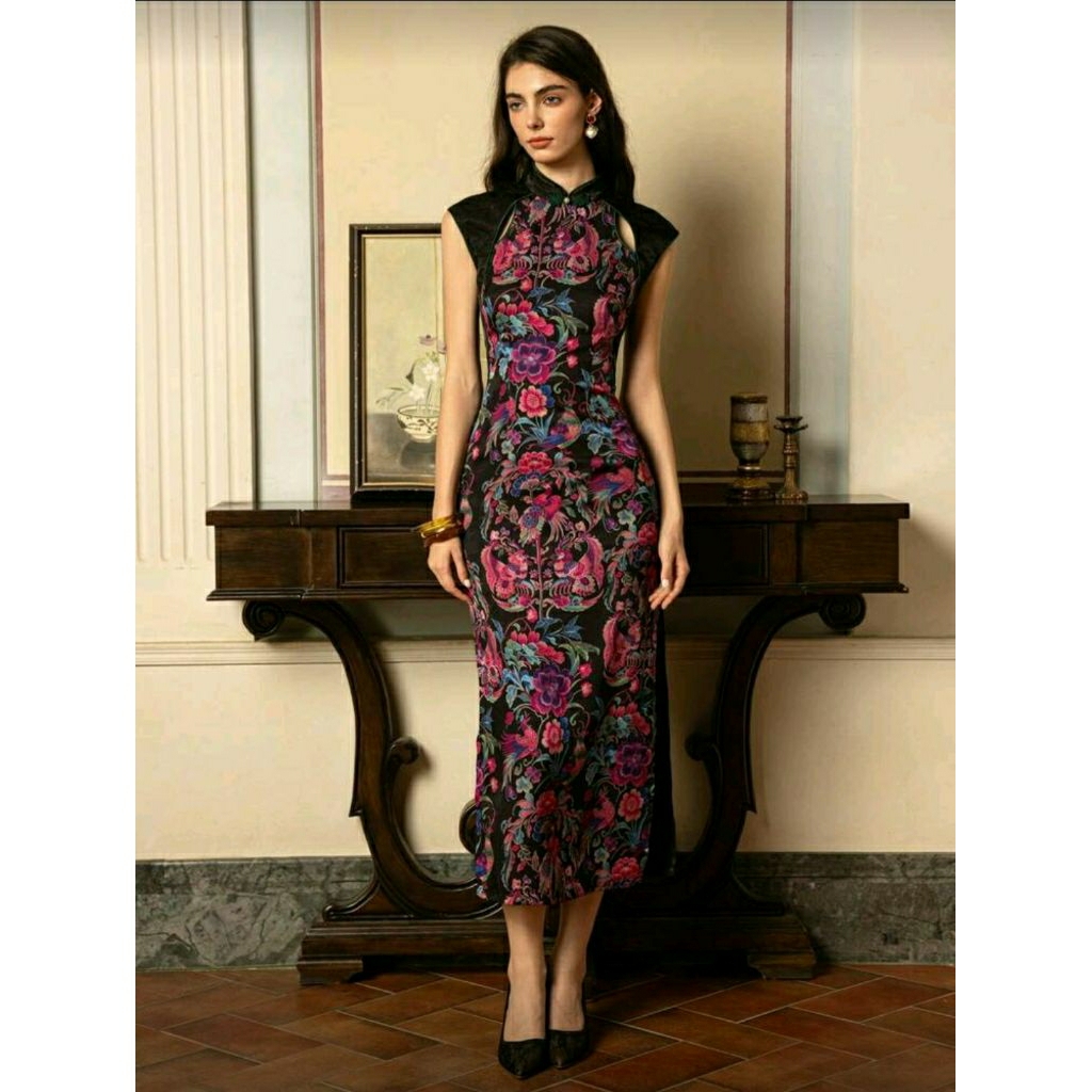 Modern Floral Cheongsam