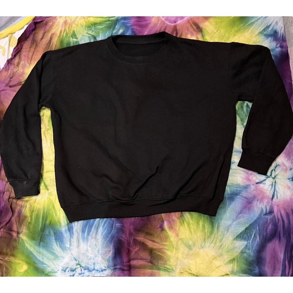 CREWNECK HITAM POLOS