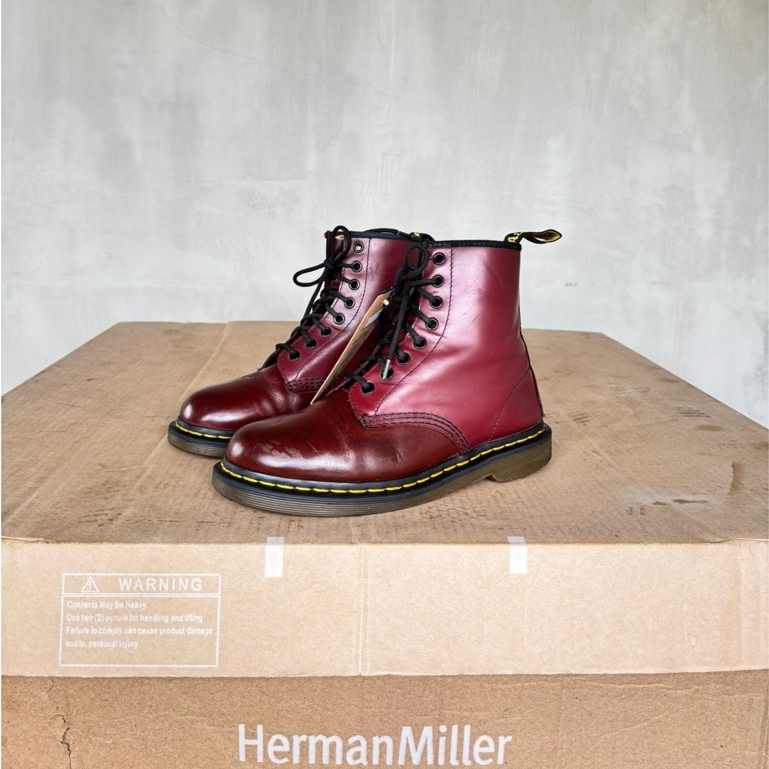 Dr Martens 1460 Red Cherry size 40.5