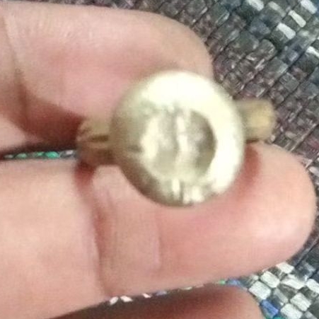 cincin temuan sungai Bengawan Solo