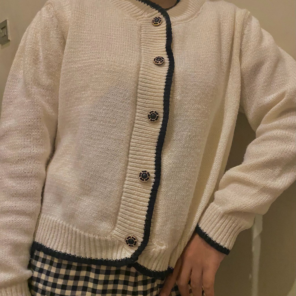 preloved cardigan broken white/ cardigan knit/ cardigan broken white