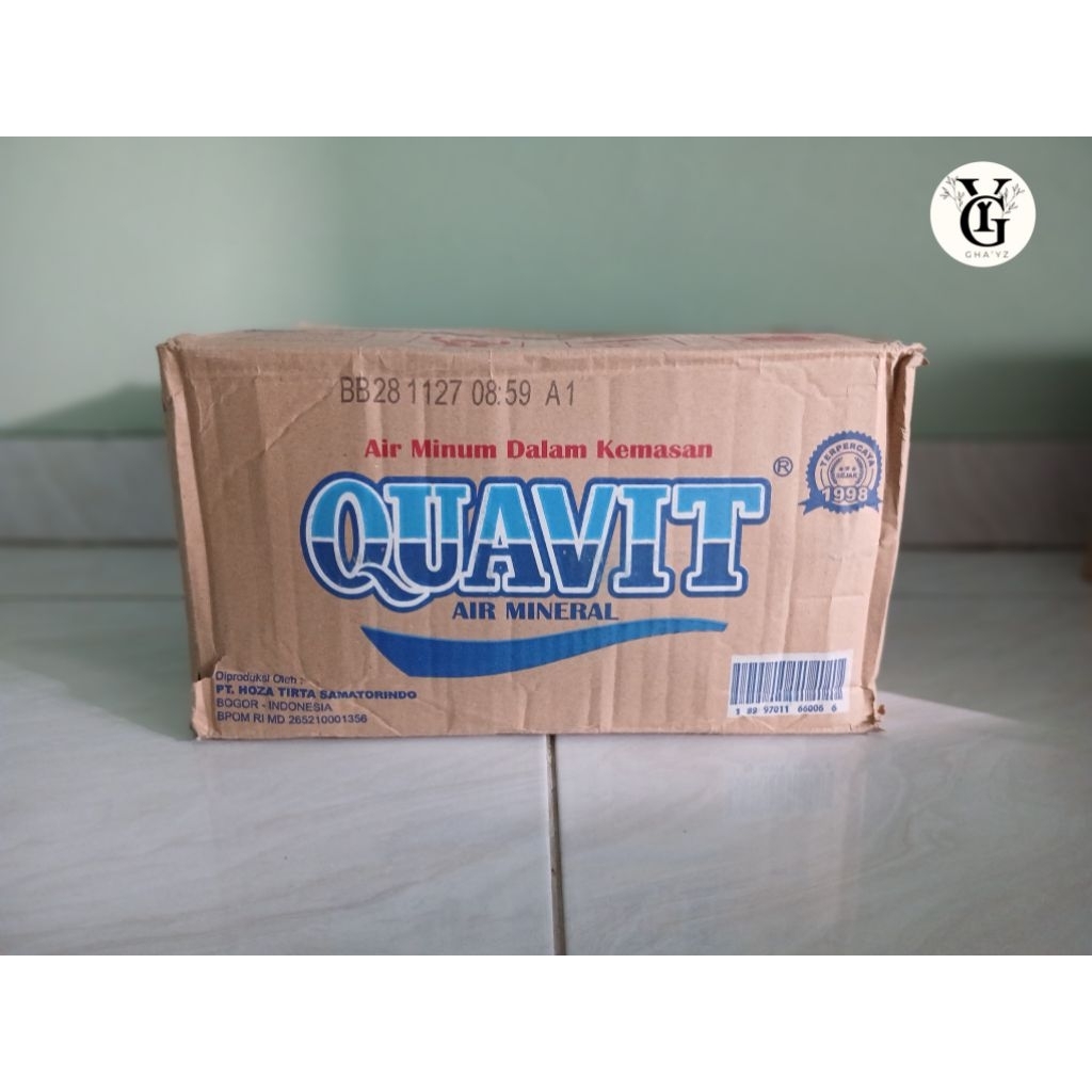 QUAVIT AIR MUNUM DALAM KEMASAN GELAS