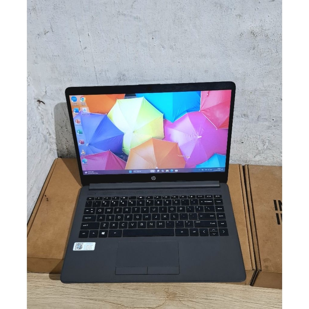 Laptop HP 245 G8Amd Athlon Silver 3050U Setara Core i3 Gen 10 Ram 8 SSD 256 Mulus Istimewa
Cocok Bua