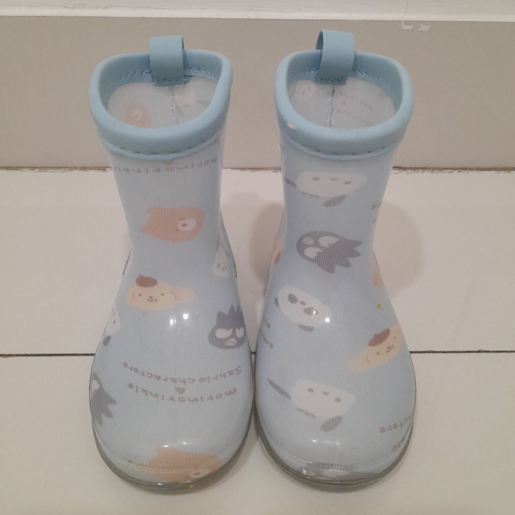 0766. Preloved Sepatu Boot anak