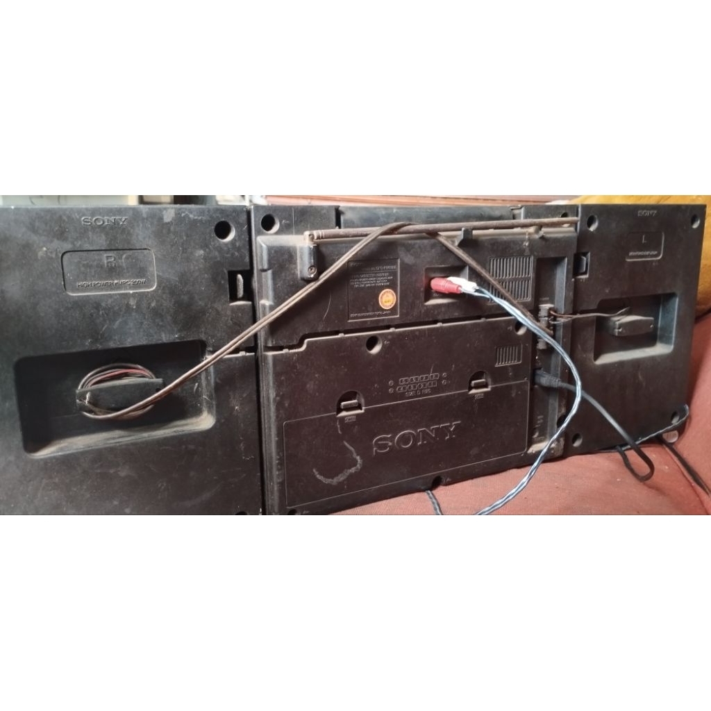 Radio Tape Compo Sony CFS-KW300S Bekas