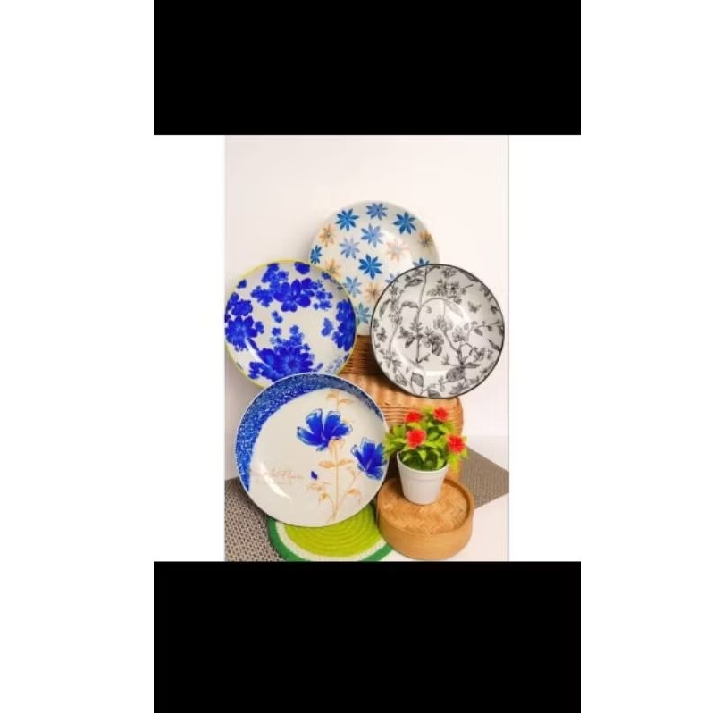 hampers warna cantik Piring Japanese keramik 1 pcs+Dus ukuran 20cmx20cmx2cm.