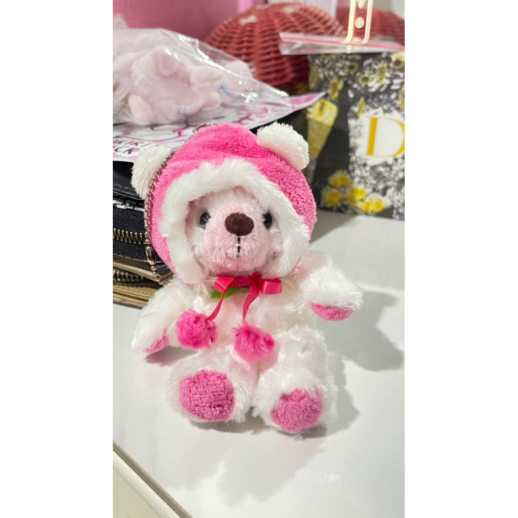 FUJISEY KEYCHAIN ORI JAPAN GANTINGAN KUNCI BONEKA PINK JEPANG