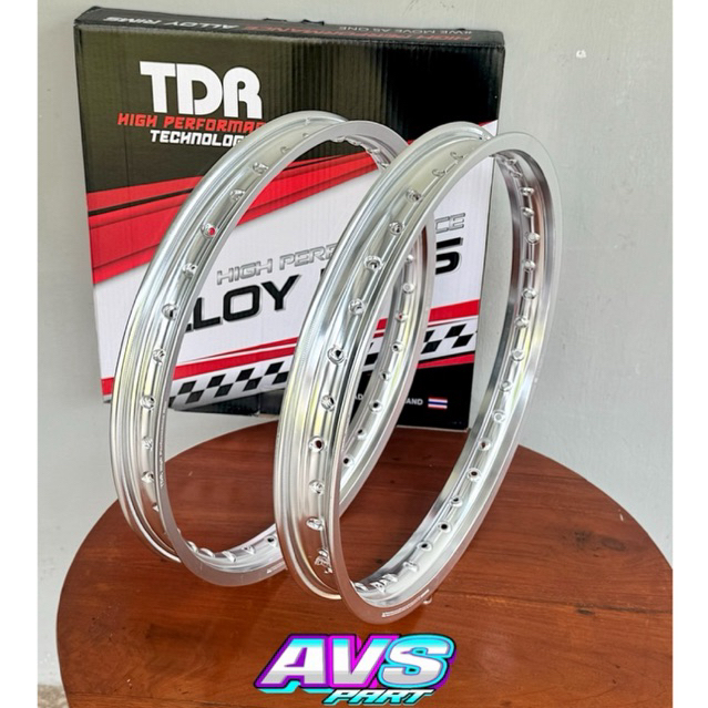 VELG TDR WSHAPE SILVER 140 160 185 216 Ring 17 VELG JARI JARI TDR SILVER