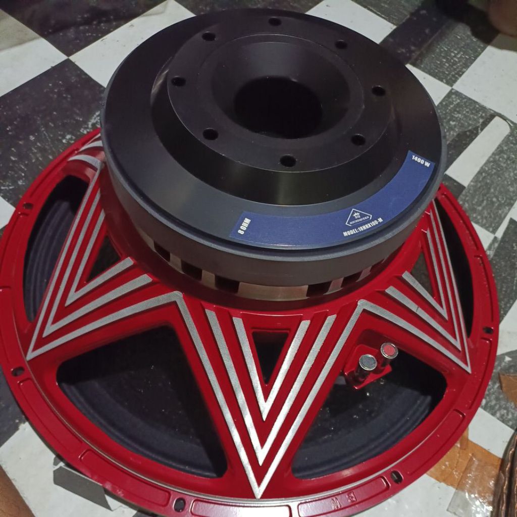 Komponen speaker Soundqueen 18 HRX 100 M