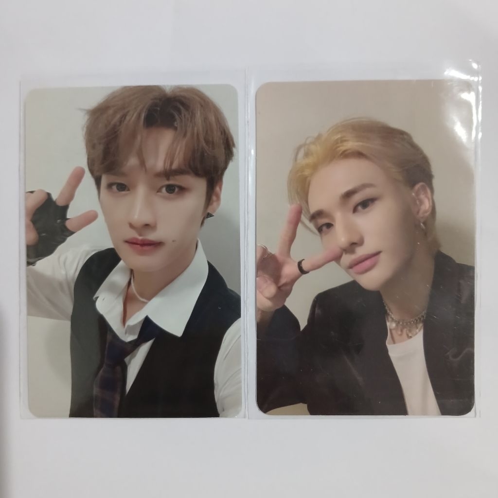 OFFICIAL STRAY KIDS SKZ CHRISTMAS EVEL LEE KNOW HYUNJIN PC PHOTOCARD