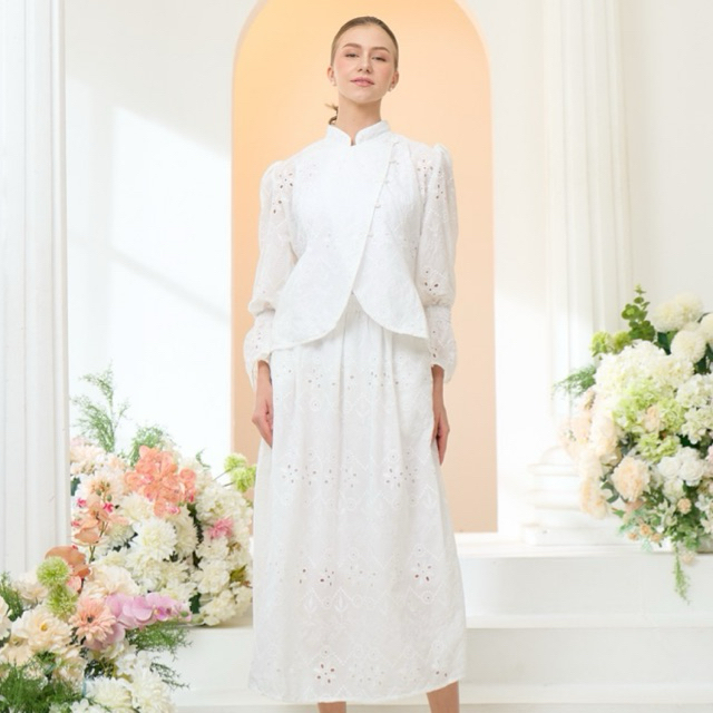 Zuribasic - Kebaya Janggan/ Atasan katun bordir/ Kebaya Katun bolong