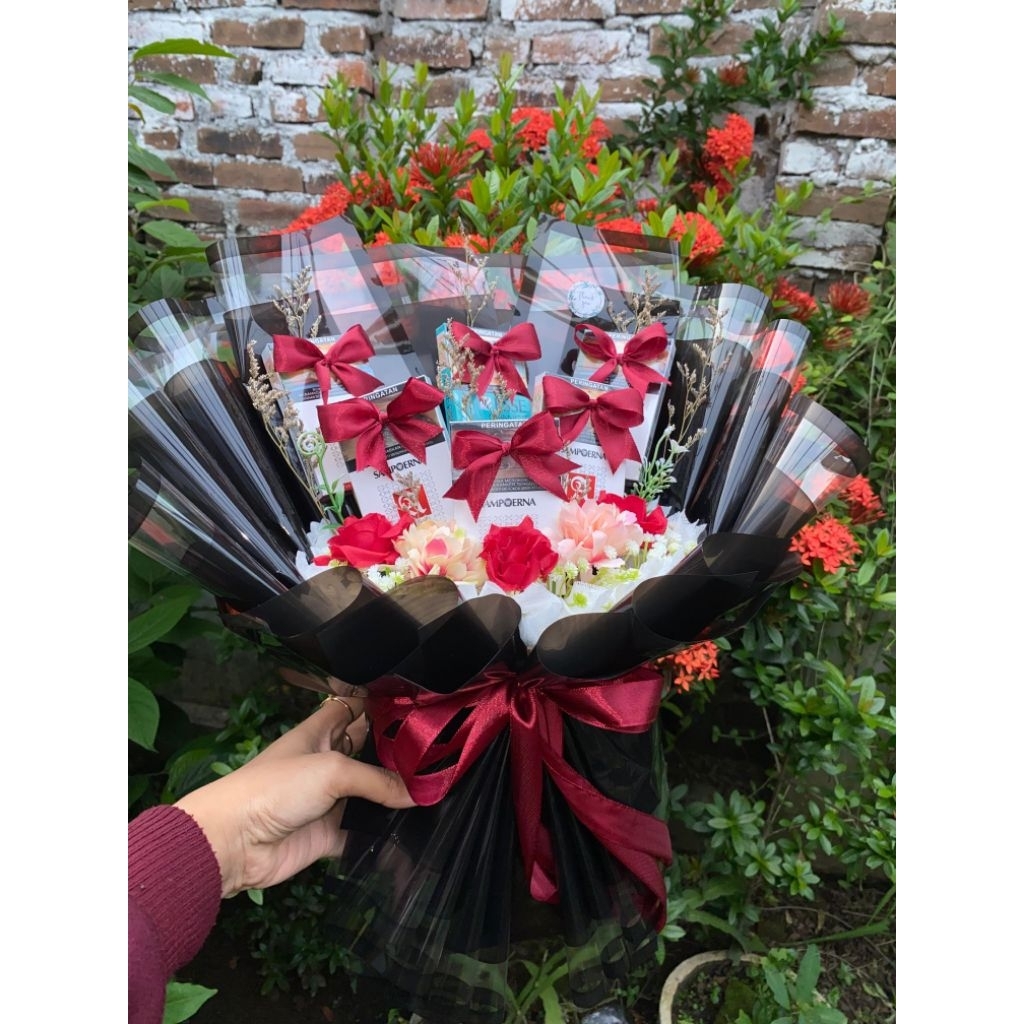 buket rokok free kartu ucapan