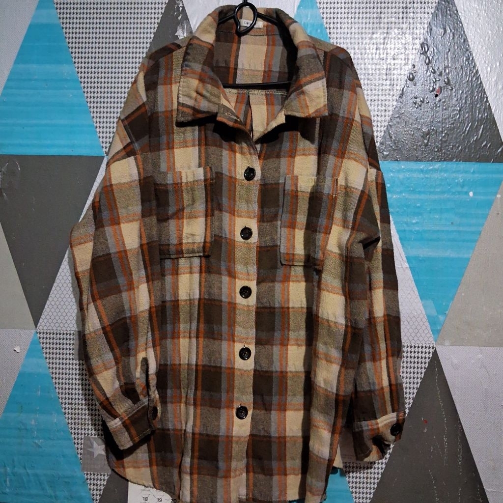 kemeja panel kotak kotak