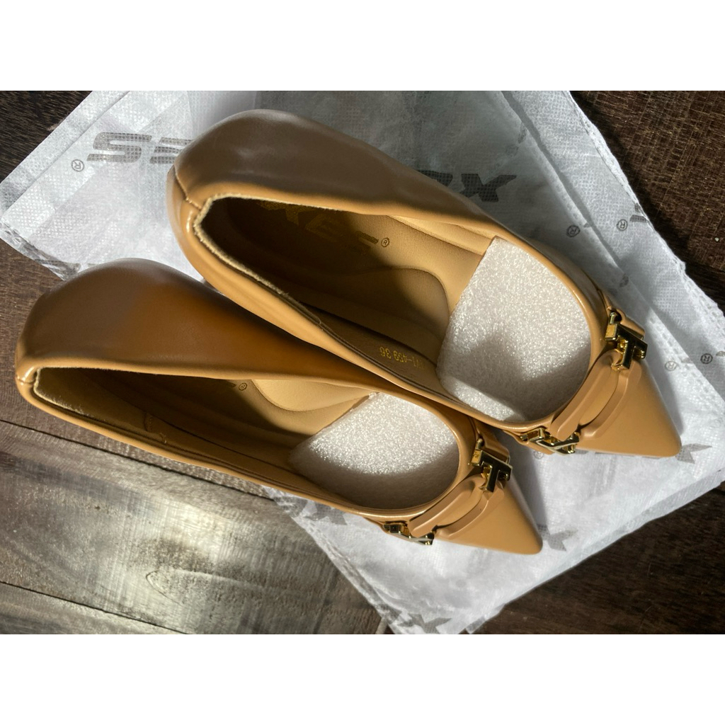 SepatuHeelsXES