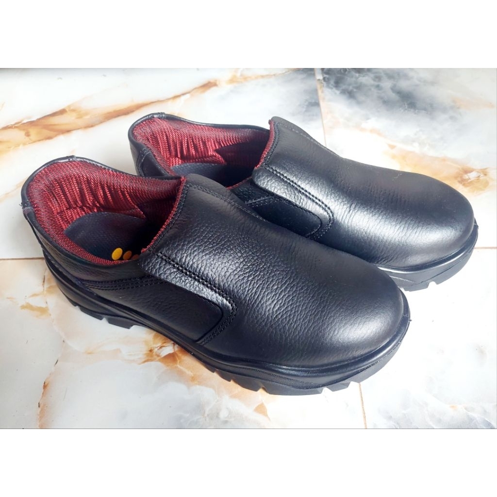 sepatu safety shoes slip on TEAM