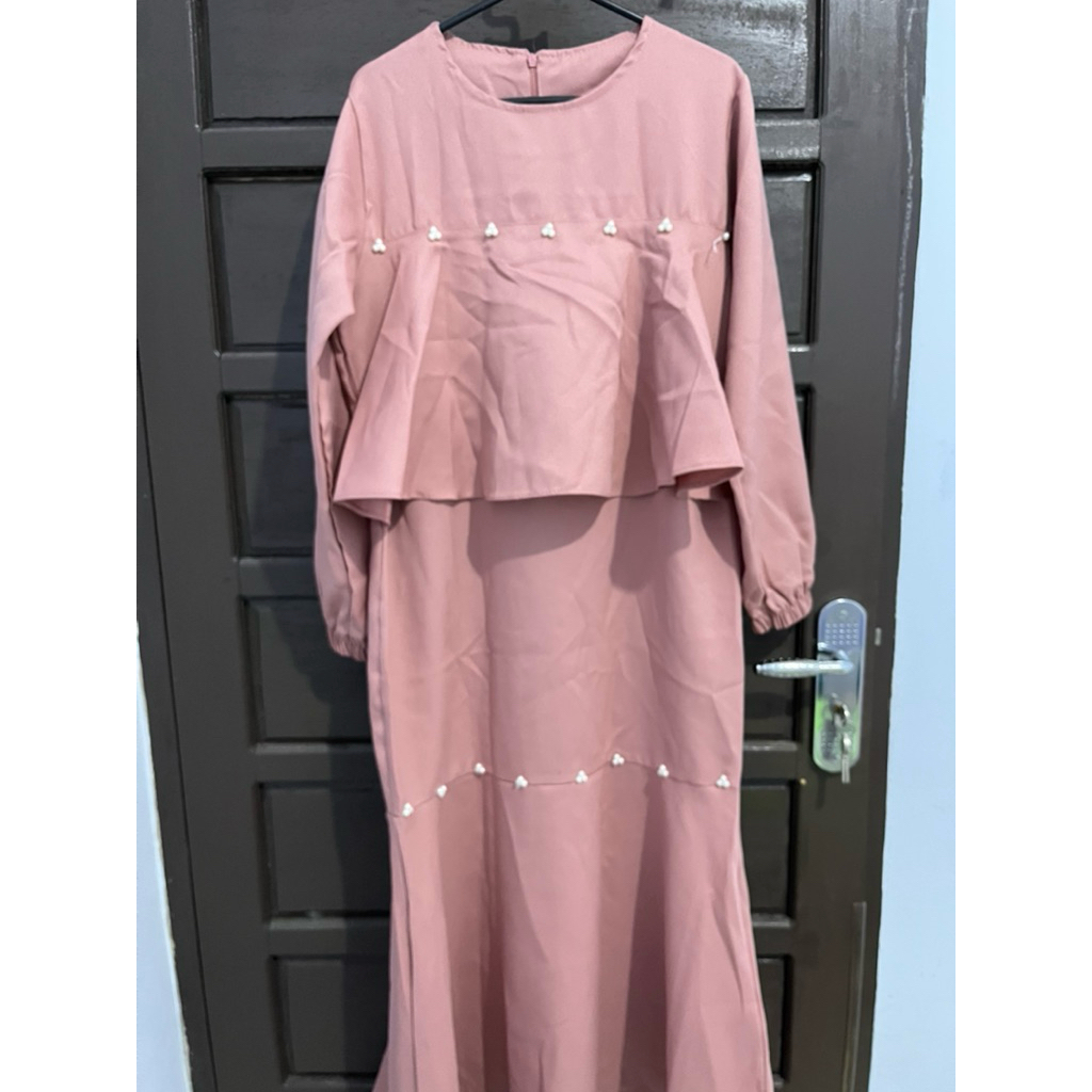 prelov gaun kondangan/wisuda dusty pink by rifany hijab