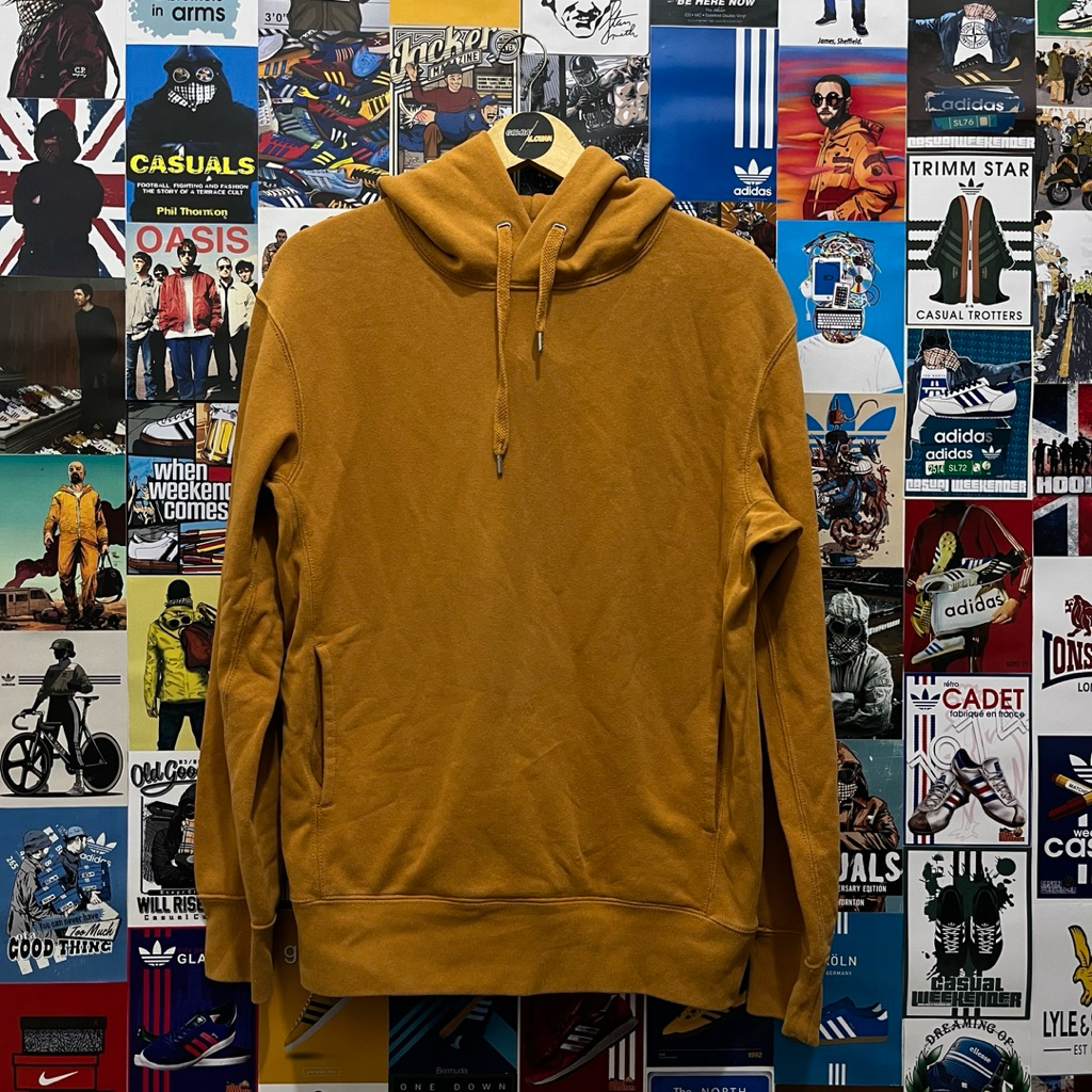 Sweater / Hoodie / Vintage / Second / Uniqlo