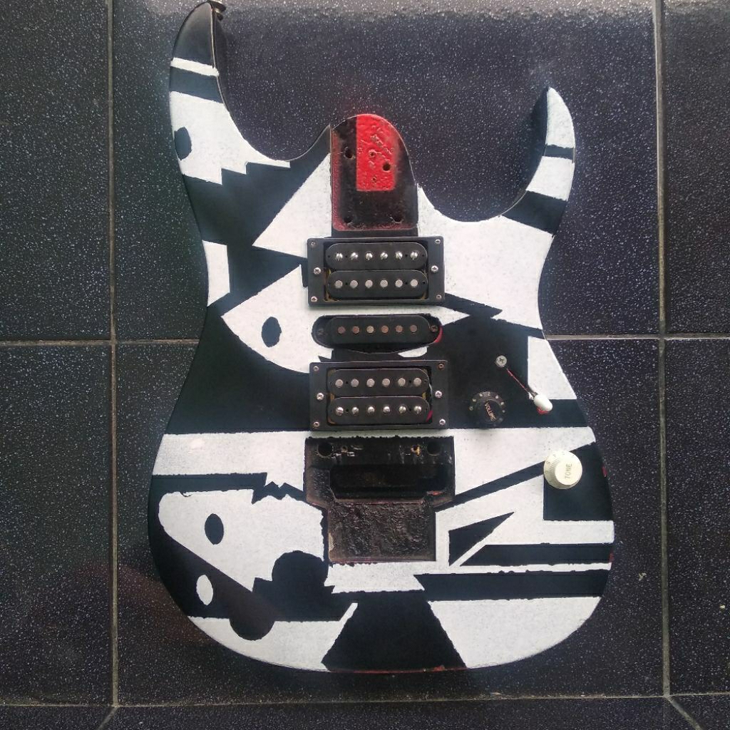 body gitar IBANEZ RG motif John Petrucci, includ pickup set