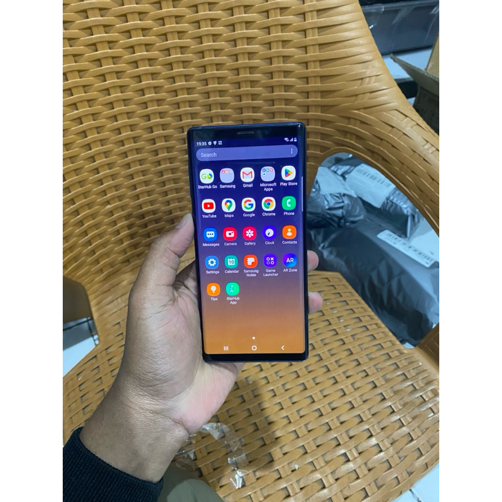 Samsung note 9 6/128 ( minus )