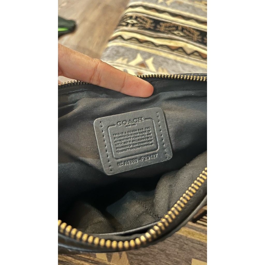 Preloved Original Pouch Coach Carryall