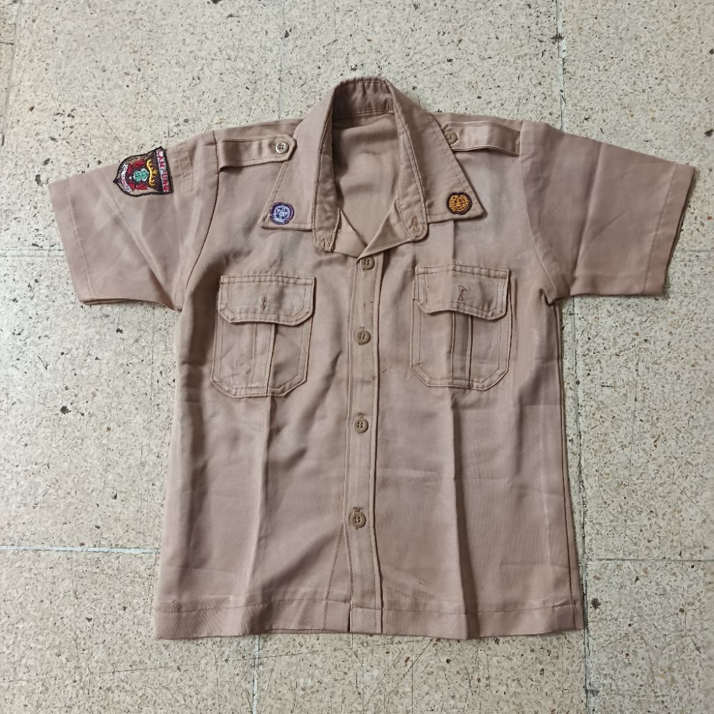 PL baju pramuka bahan licin / crown 32