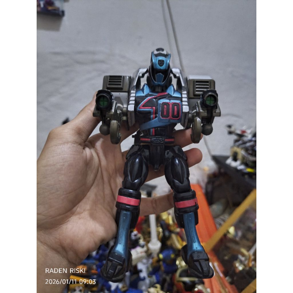 action figure power rangers to zord spd