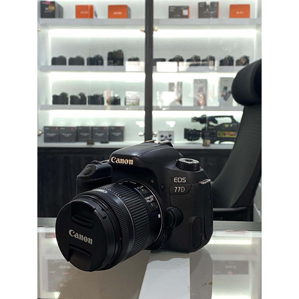 CANON 77D KIT