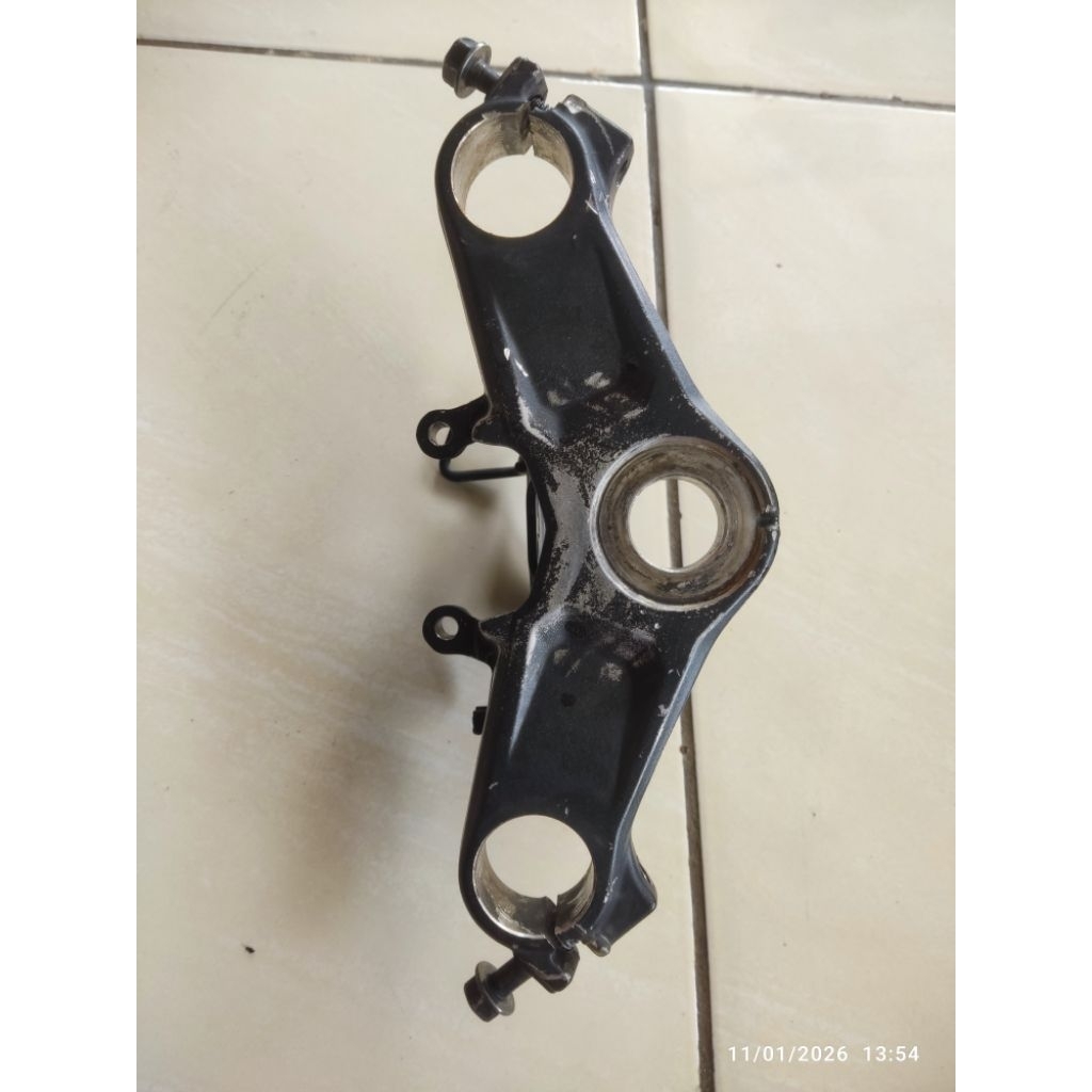 segitiga atas cbr 150r facelift K45 original