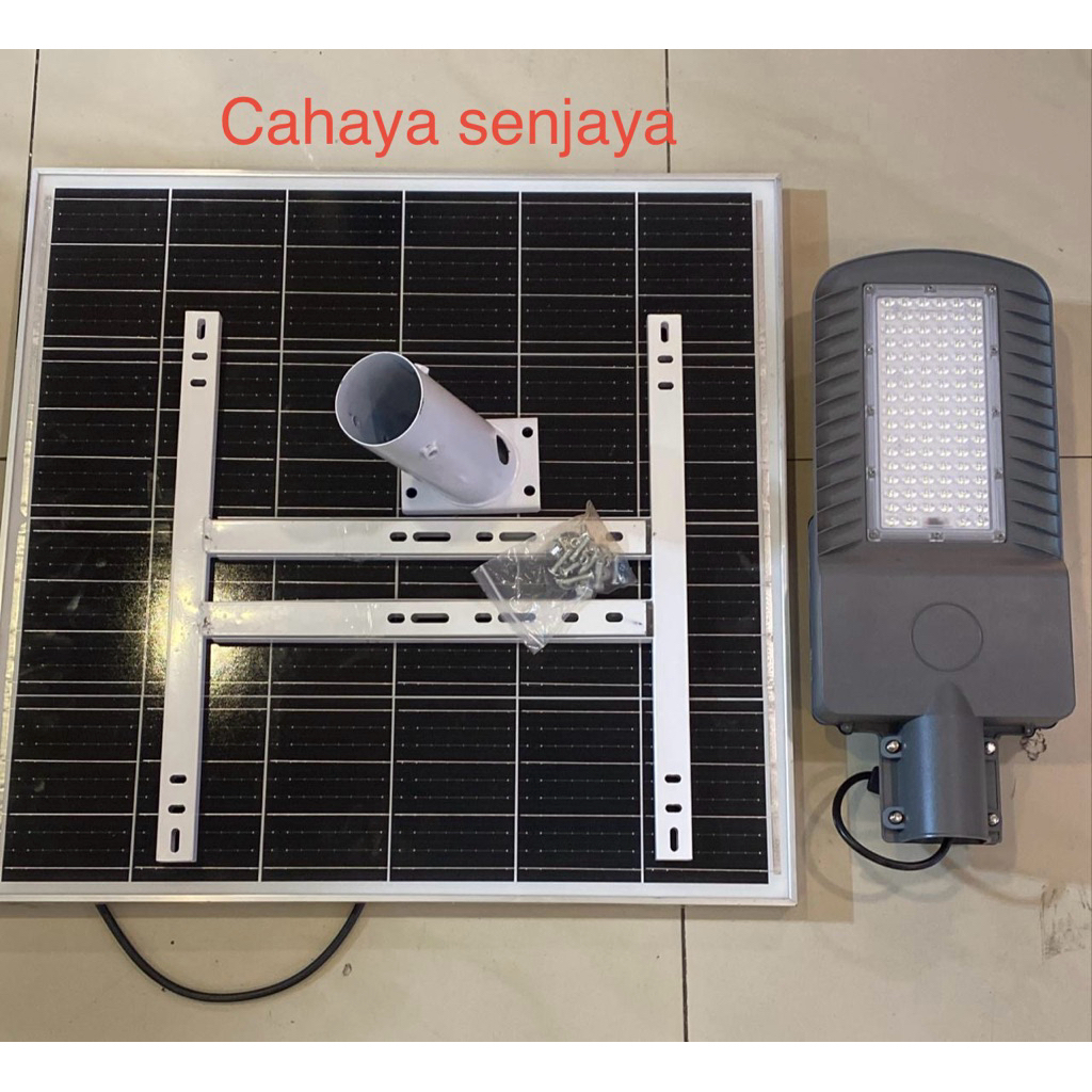 Lampu Jalan Tenaga Surya
