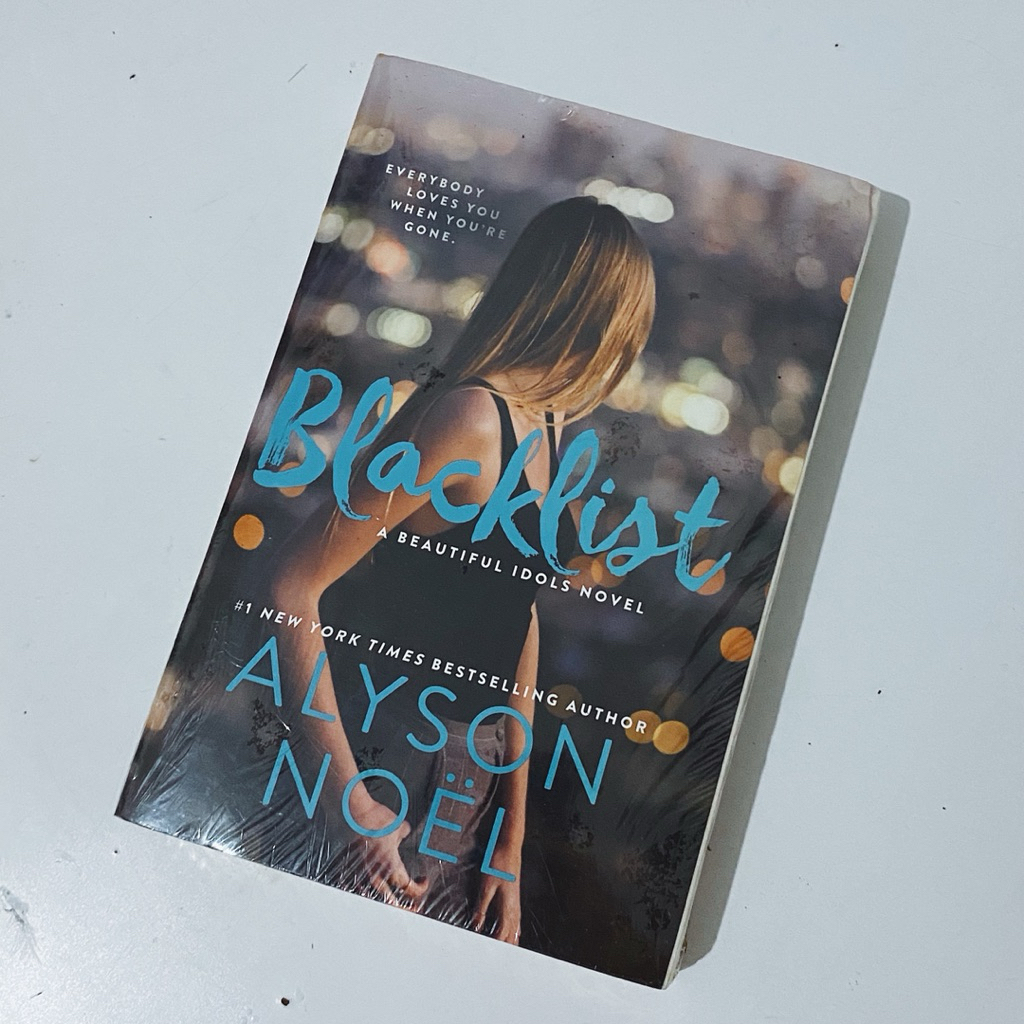 Preloved Novel - Blacklist (English)