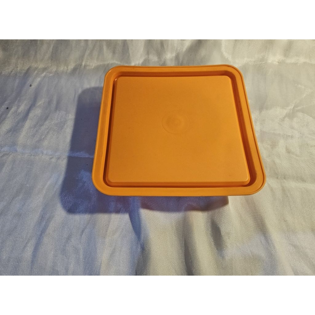 seal sweet saver tupperware