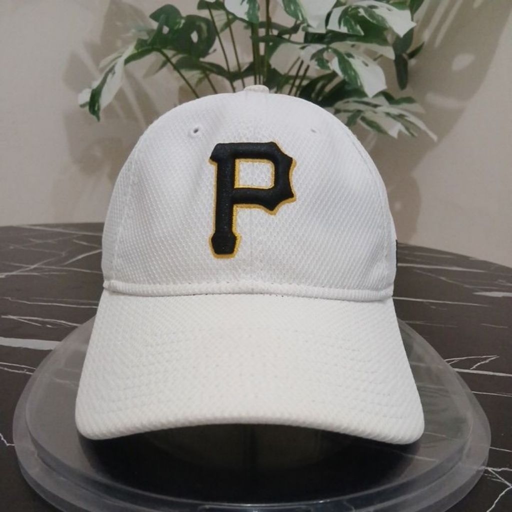 Topi Second Branded