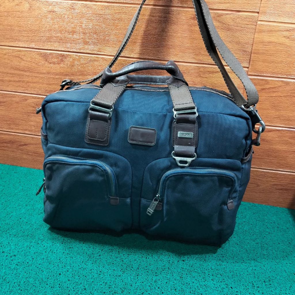 TUMI ALPHA BRAVO EVERETT ESSENTIAL TOTE BAG NAVY