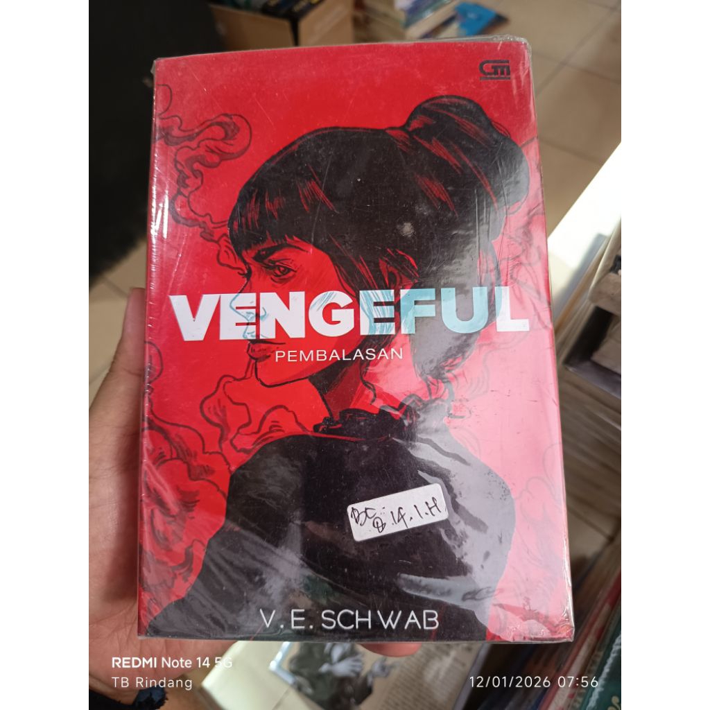 VENGEFUL. PEMBALASAN. VE SCHWAB. novel. promo
