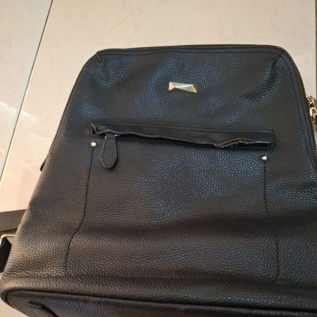 pl tas ransel branded esquire
