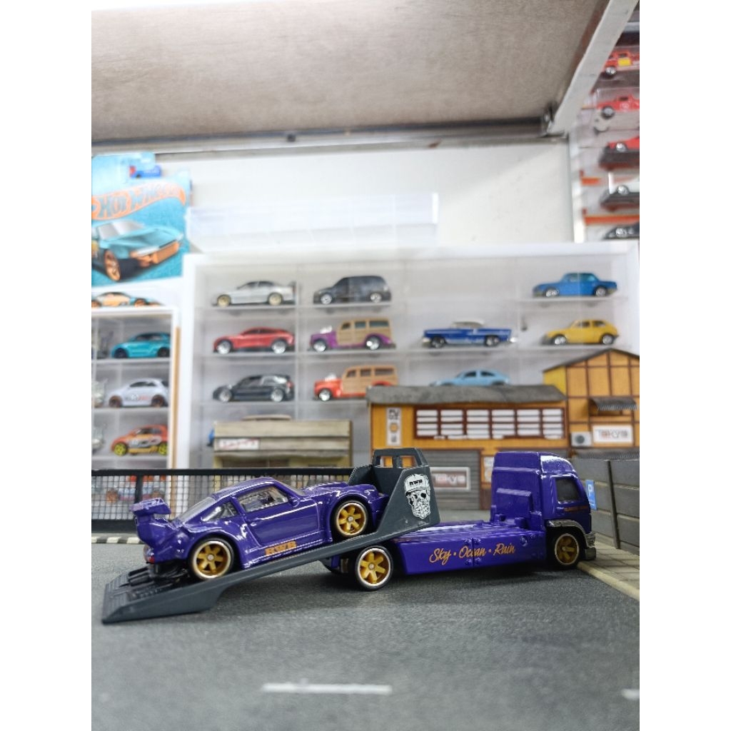 HOT WHEELS TEAM TRANSPORT PORSCHE RWB UNGU LOSE MULUS