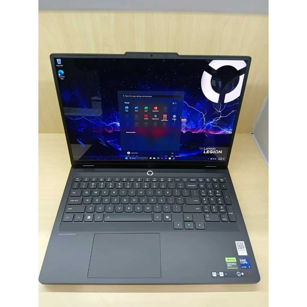 Laptop Gaming Lenovo Legion 5i 15 INTEL I7 14700HX 32GB 2TB RTX5060 WQXGA OLED 165HZ RGB WIN11HOME