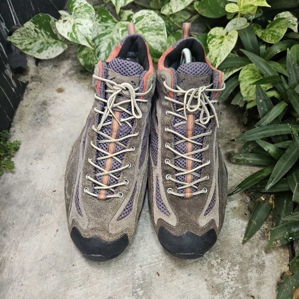 sepatu hiking second asolo size 42(26cm)
