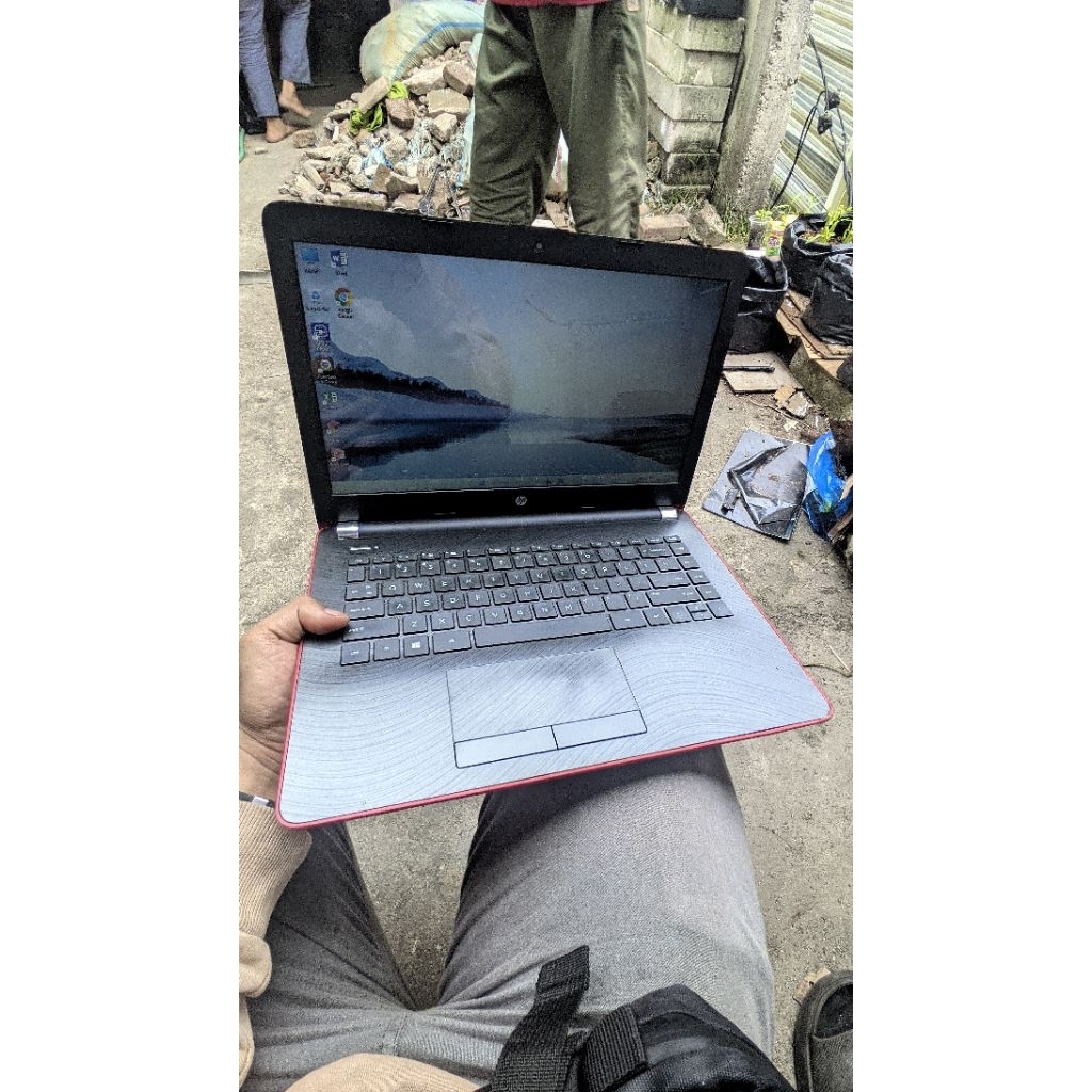 HP 14-BW018AU AMD A9 9420 RADEON R5