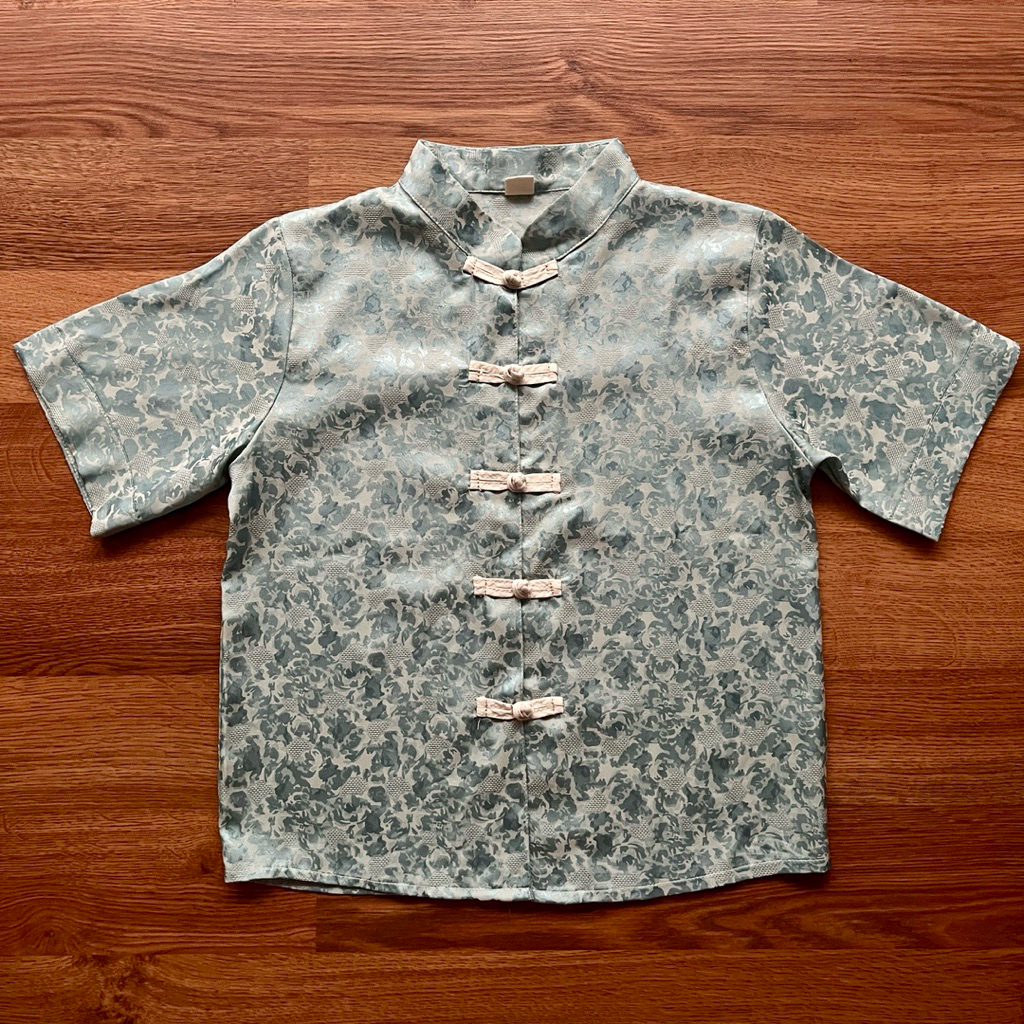 PRELOVED CHEONGSAM ANAK COWOK BAJU CNY BIRU MUDA SATIN CORAK SZ.140