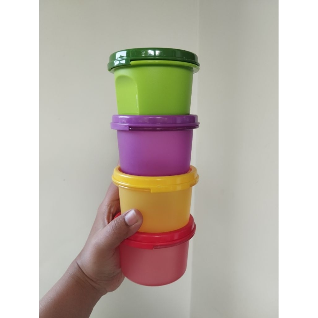 MM Round 200ml Tupperware harga tertera / pc (kondisi baru bukan seken)