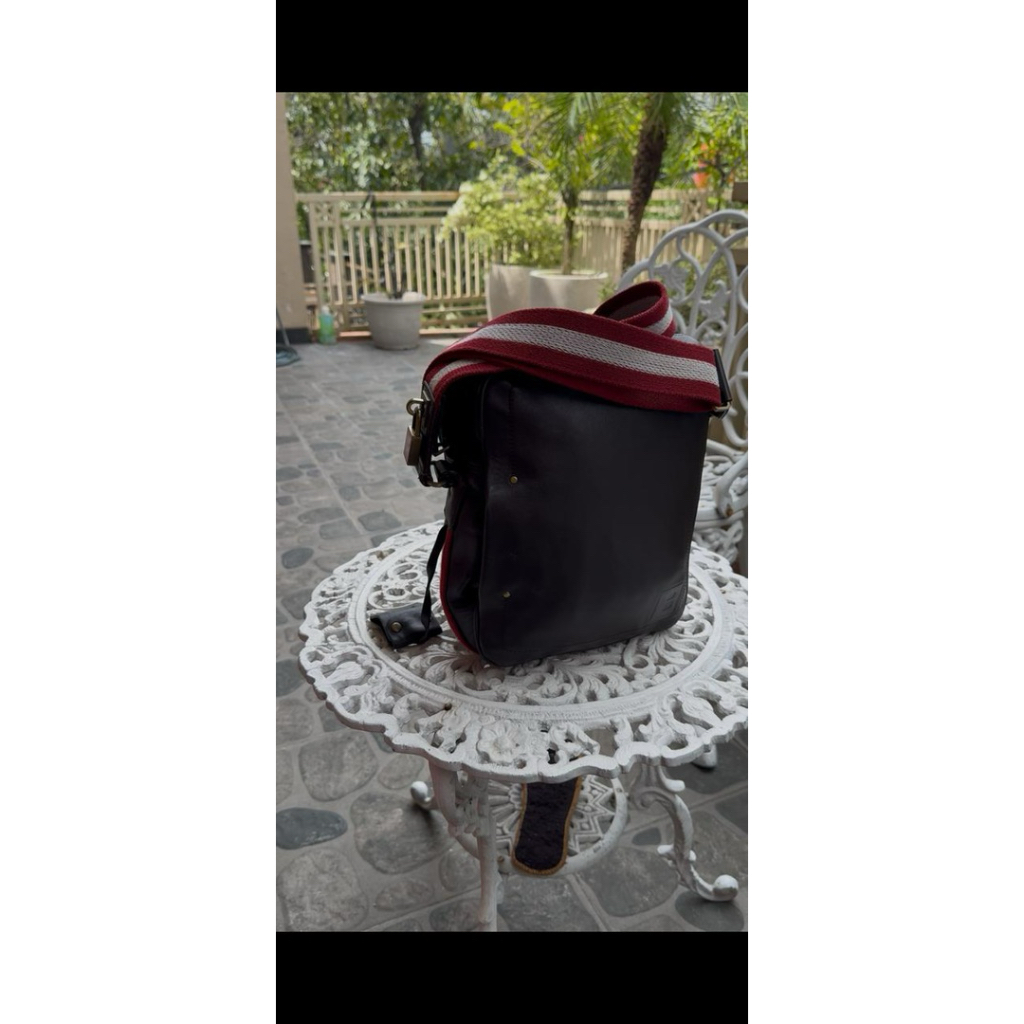 Sling Bally Kulas