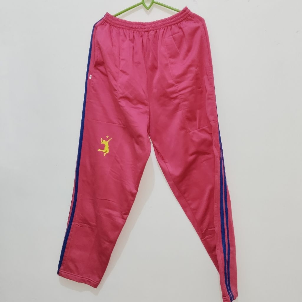 preloved celana training