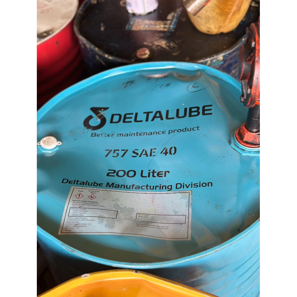 Oli mesin diesel DELTALUBE 40 drum eceran 1 liter